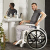 Etac Clean Dusch und Toilettenstuhl – Bild 10
