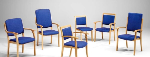 Stühle für das Pflegezimmer