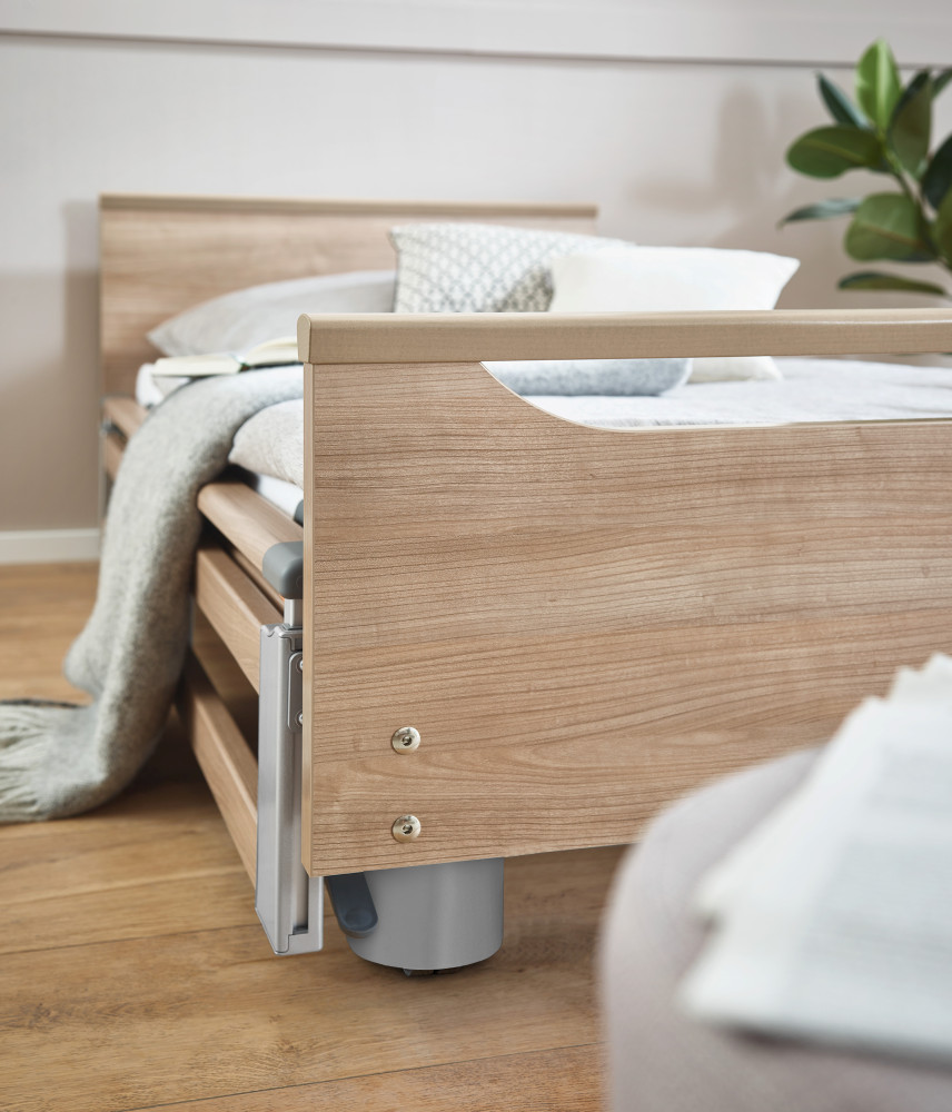 Pflegebett Burmeier Regia Niederflurbett inkl. geteilten Seitengitter – Bild 14