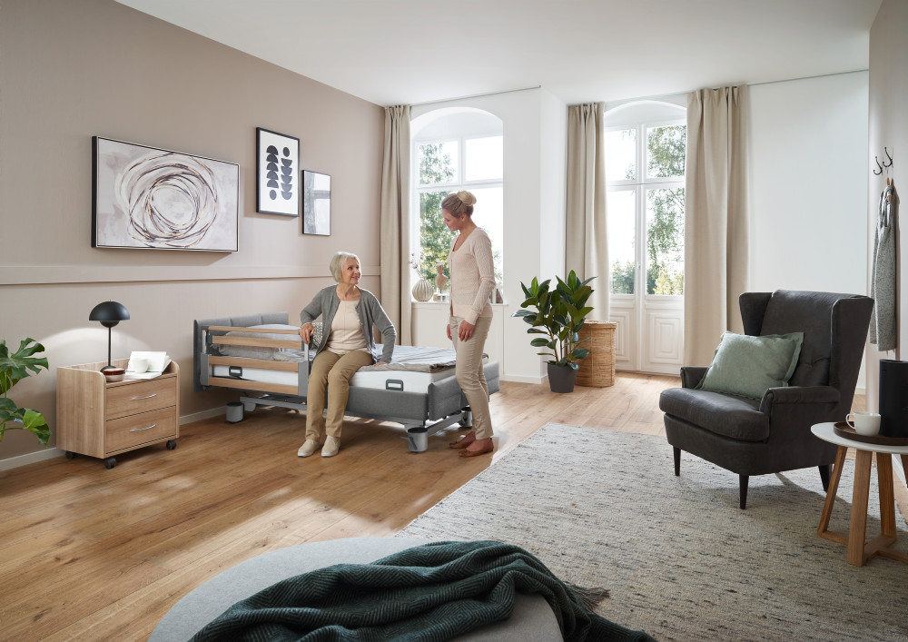 Pflegebett Burmeier Regia Niederflurbett inkl. geteilten Seitengitter